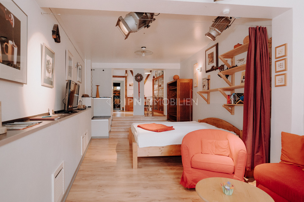 Historisches Stadthaus mit Einliegerwohnung in Rostocks Östlicher Altstadt, 18055 Rostock, Stadthaus