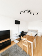 Wohn-, Schlaf- und Arbeitsbereich - Bezugsfreies möbliertes Apartment mit Balkon in Berlin Mitte unmittelbar des Checkpoint Charlie