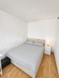 Wohn-, Schlaf- und Arbeitsbereich - Bezugsfreies möbliertes Apartment mit Balkon in Berlin Mitte unmittelbar des Checkpoint Charlie