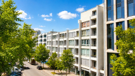 Hausansicht - Charmante 1-Zimmer-Wohnung mit Balkon und Tiefgaragenstellplatz nahe Kudamm (renovierungsbedürftig)