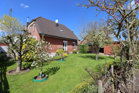 Provisionsfrei! 5 Zimmer Haus mit Garage, Carport & Wintergarten in Pastow!, 18184 Broderstorf / Pastow, Einfamilienhaus