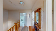 Flur im OG - Hell und freundlich! Reihenmittelhaus in Brinckmannshöhe. Mit Carport und Ausbaureserve.