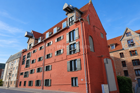 Investmentpaket in Top-Lage! 7 Wohnungen in der nördlichen Altstadt von Rostock., 18055 Rostock, Etagenwohnung