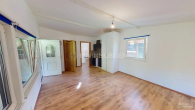 Wohnzimmer - Ihr Lieblingsplatz im Grünen – gepflegter Ferienbungalow mit Bootsliegeplatz und eigenem Grundstück