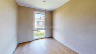 Zimmer - Warnow-Residenz mit 3 Zimmern, Aufzug, Garage & Einbauküche