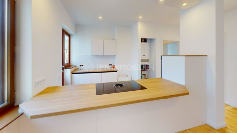 Erstbezug nach Sanierung: 4,5-Raum Altbauwohnung Nähe Uni-Klinik, 18057 Rostock / Hansaviertel, Etagenwohnung