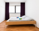 Schlafzimmer 2 - Charmante 3-Zimmer-Eigentumswohnung mit Balkon in begehrter Lage nahe des Checkpoint Charlie