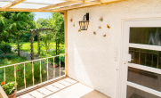 Überdachte Terrasse - Charmantes Einfamilienhaus mit großem Garten und Potenzial in Zeuthen