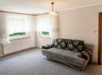 Wohnzimmer - Charmantes Einfamilienhaus mit großem Garten und Potenzial in Zeuthen