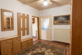 Hausflur - Charmantes Einfamilienhaus mit Carport und Wintergarten mit viel Potenzial in Halbe