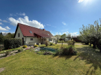 Außen - Einfamilienhaus mit Potenzial – Garage und Traumgrundstück inklusive! Provisionsfrei