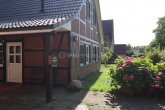 Hauseingang - Familien willkommen! Fachwerkhaus mit Garage auf Sonnengrundstück sucht neue glückliche Eigentümer